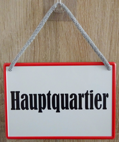 Hängeschild - Hauptquartier