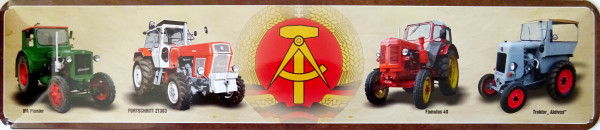 Straßenschild DDR Traktoren